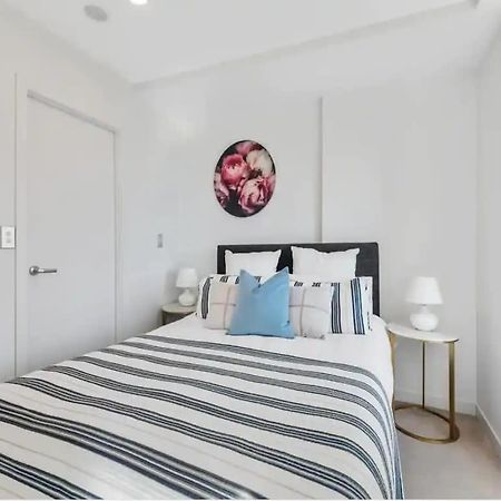 Just Opposite To Sky Tower , 2 Bed 2 Bath In Cbd Apartment Auckland Exterior foto
