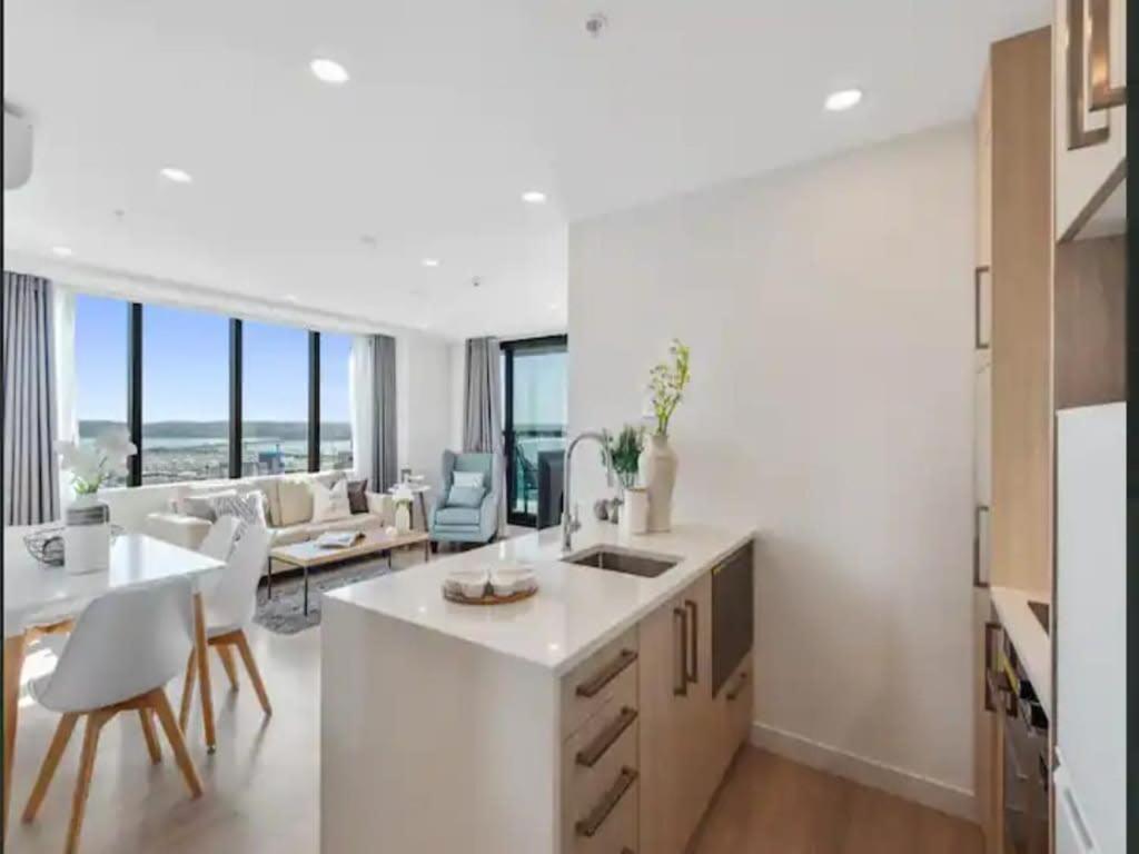Just Opposite To Sky Tower , 2 Bed 2 Bath In Cbd Apartment Auckland Exterior foto