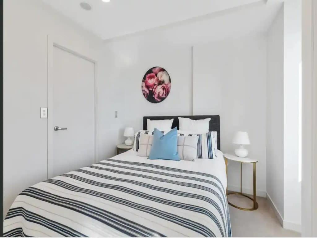 Just Opposite To Sky Tower , 2 Bed 2 Bath In Cbd Apartment Auckland Exterior foto