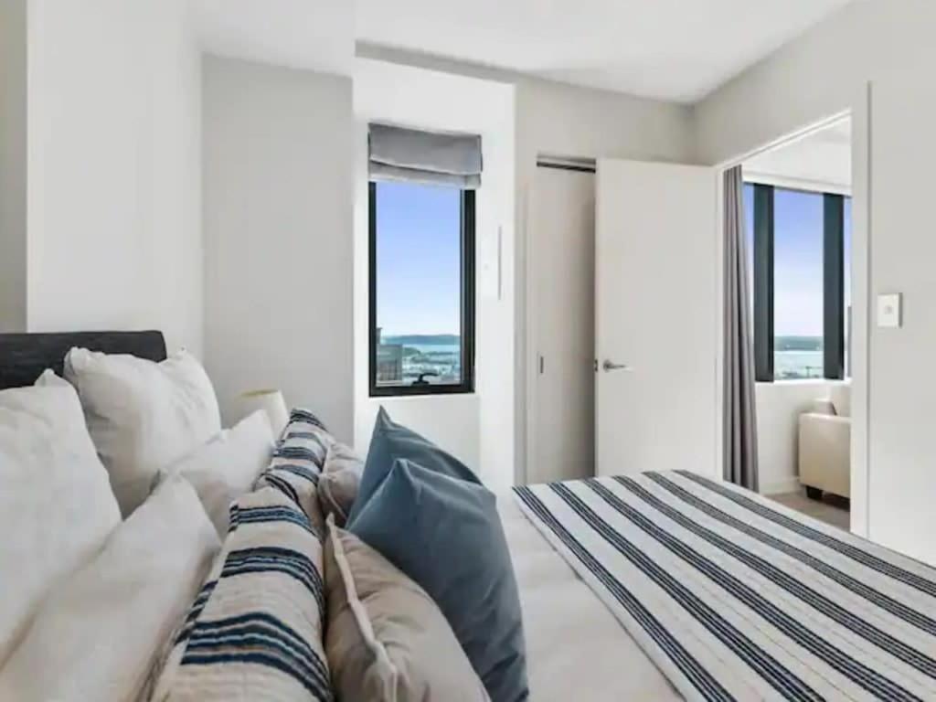 Just Opposite To Sky Tower , 2 Bed 2 Bath In Cbd Apartment Auckland Exterior foto